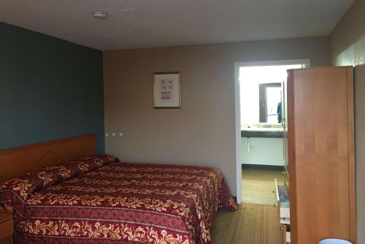Knights Inn Меррилвилл Экстерьер фото